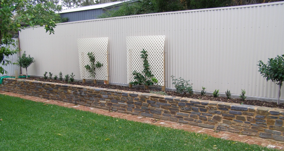 Kanmantoo Stone Garden Walls @ Windsor Gardens